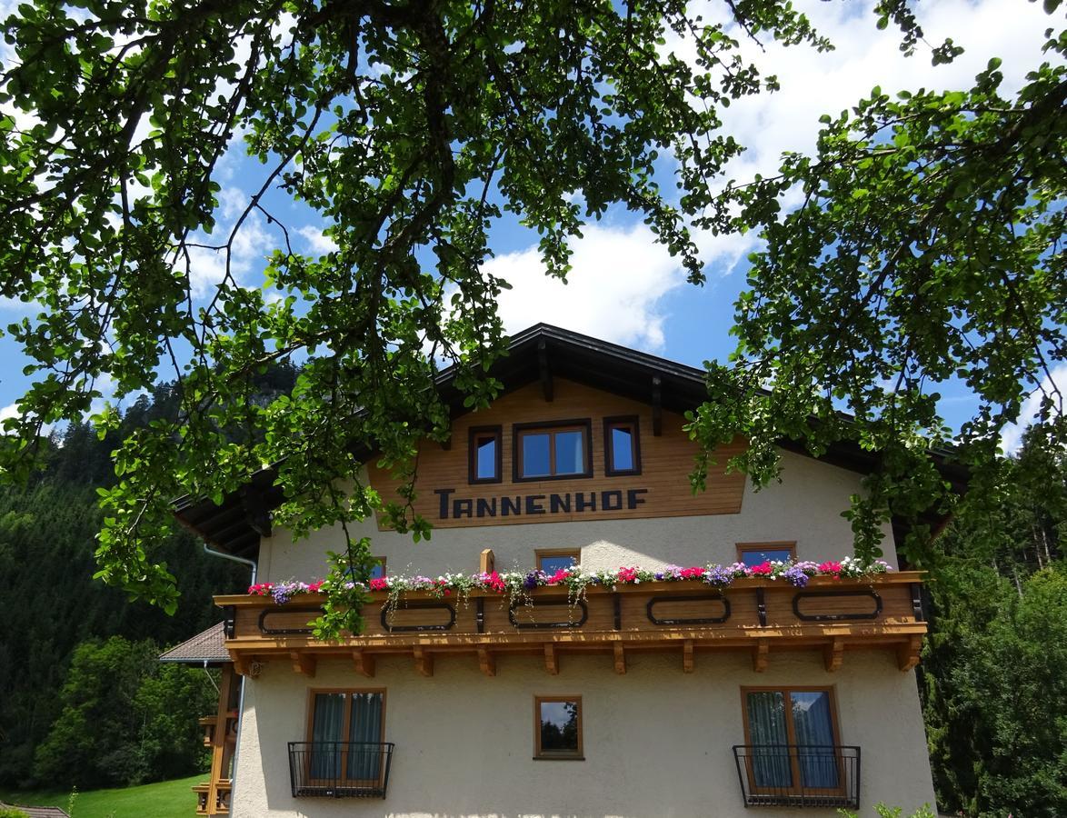 Der Tannenhof Hotell Reutte Exteriör bild